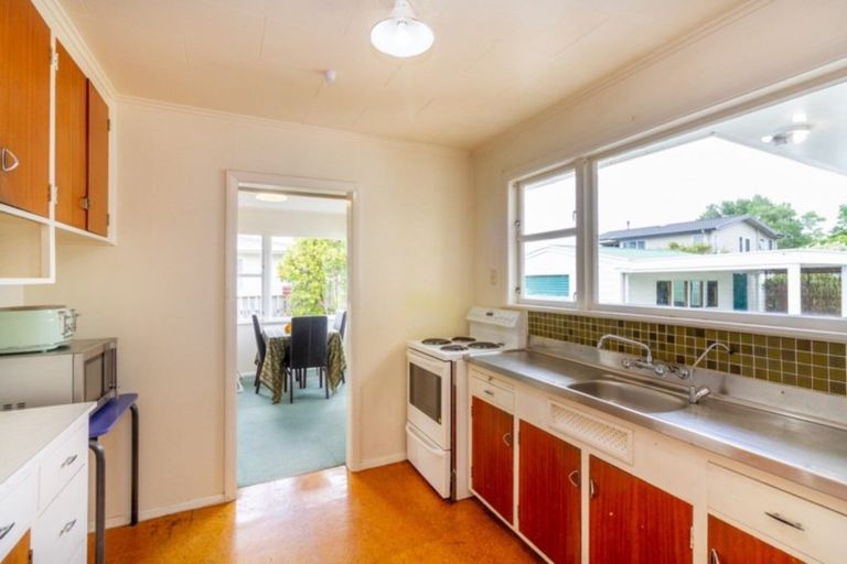 Photo of property in 20 Henare Street, West End, Palmerston North, 4412