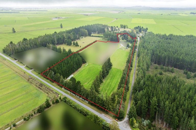 Photo of property in 605 Poyntzs Road, Eyrewell, Rangiora, 7476