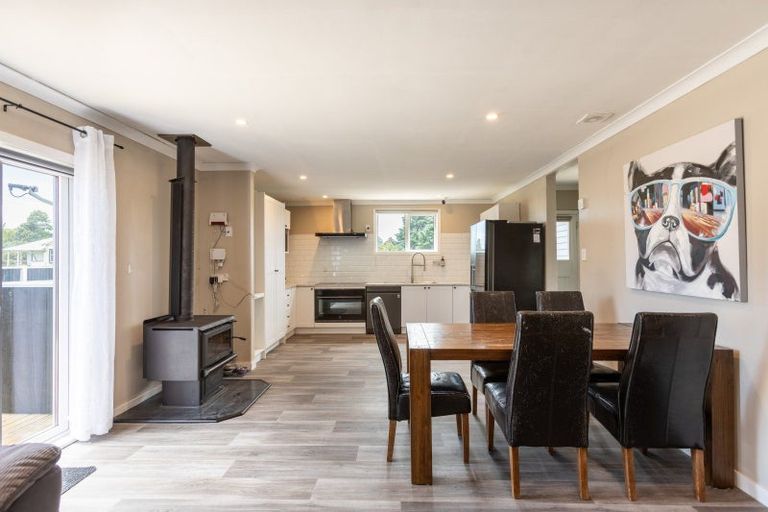 Photo of property in 33 Burgoyne Street, Woodville, 4920