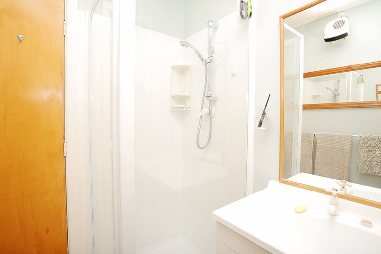 Photo of property in 76 Paterson Street, Grasmere, Invercargill, 9810