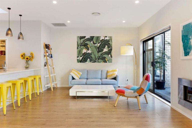 Photo of property in 45 Cilliers Drive, Silverdale, 0932