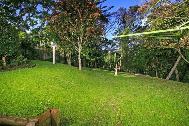 Photo of property in 17 Cunliffe Place, Glenfield, Auckland, 0629