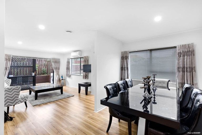 Photo of property in 3/35 Claude Road, Hillpark, Auckland, 2102