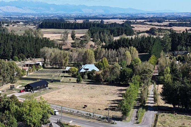 Photo of property in 153 Halcombe Road, Feilding, 4775