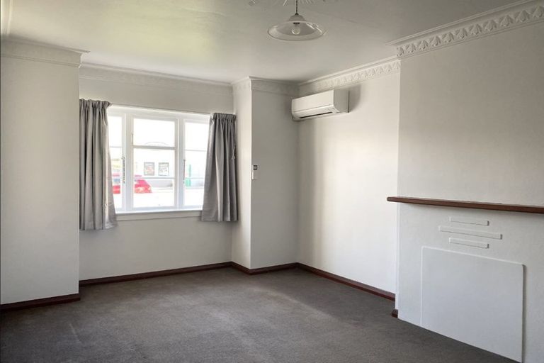 Photo of property in 81-87 Whites Line East, Waiwhetu, Lower Hutt, 5010