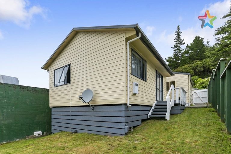 Photo of property in 59 Delaney Drive, Stokes Valley, Lower Hutt, 5019