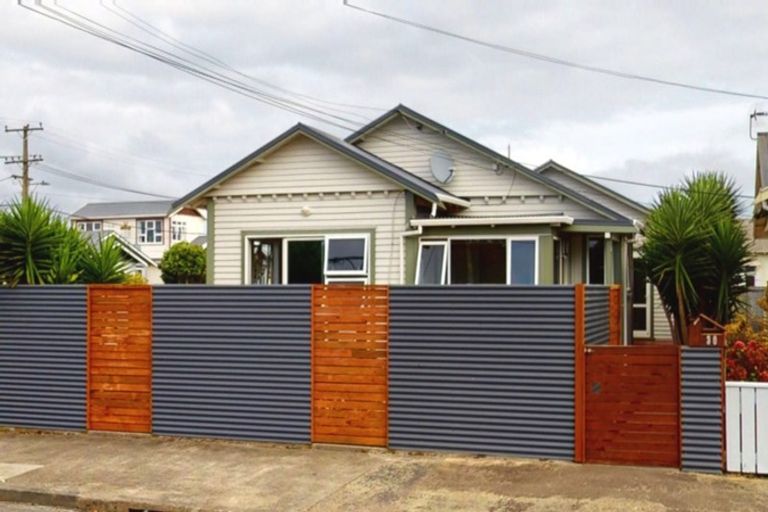 Photo of property in 30 South Street, Petone, Lower Hutt, 5012