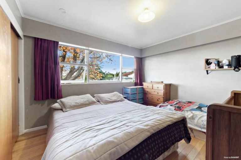 Photo of property in 39 Mason Street, New Lynn, Auckland, 0600