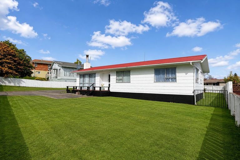 Photo of property in 18 Kimihia Road, Huntly, 3700
