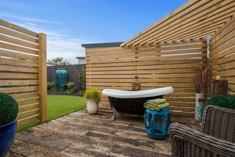 Photo of property in 87 Sandhurst Drive, Papamoa Beach, Papamoa, 3118