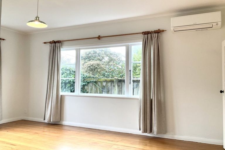 Photo of property in 1/126 Waiwhetu Road, Waterloo, Lower Hutt, 5011