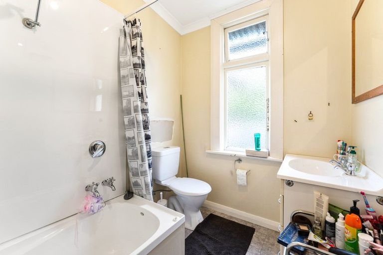 Photo of property in 190 Main South Road, Green Island, Dunedin, 9018