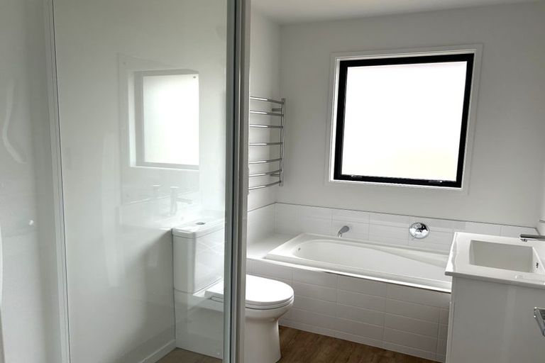 Photo of property in 77 Northmoor Boulevard, Rolleston, 7615