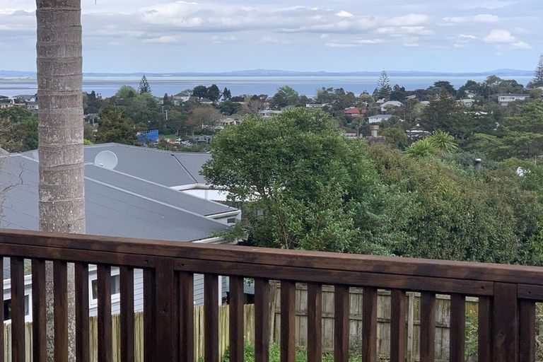 Photo of property in 126 Golf Road, Titirangi, Auckland, 0600