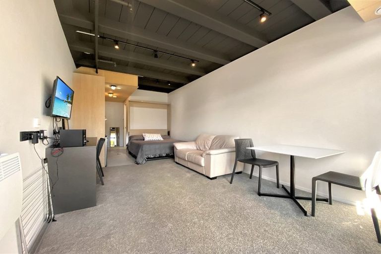 Photo of property in Vedado Apartments, 208/41 Hopper Street, Mount Cook, Wellington, 6011