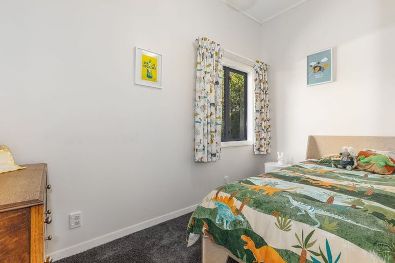 Photo of property in 56 Tennis Court Road, Raumati South, Paraparaumu, 5032