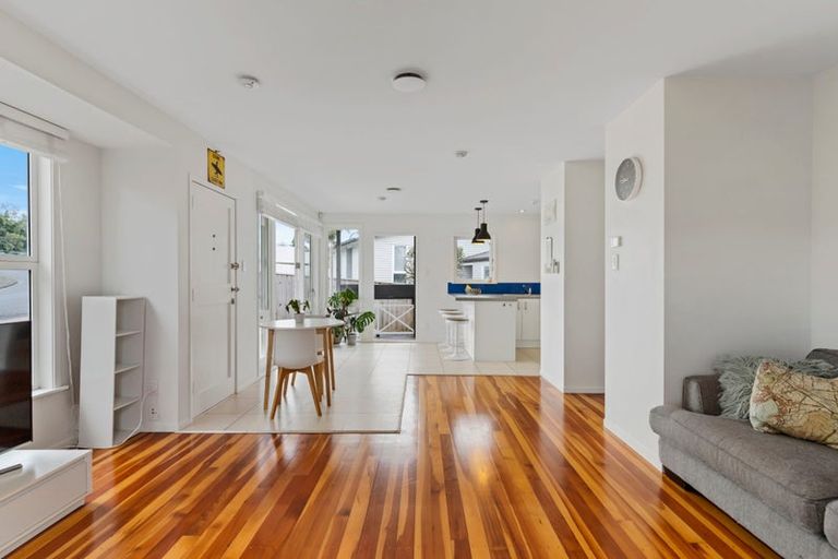 Photo of property in 59 Taurus Crescent, Beach Haven, Auckland, 0626