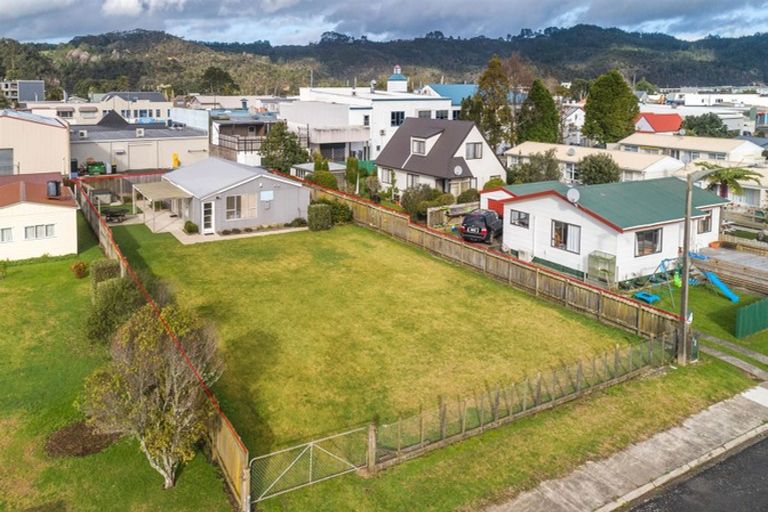Photo of property in 3 Kenneth Avenue, Whitianga, 3510