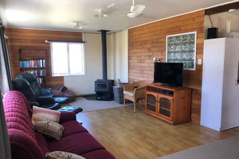 Photo of property in 13 Rangatira Drive, Mangakino, 3421