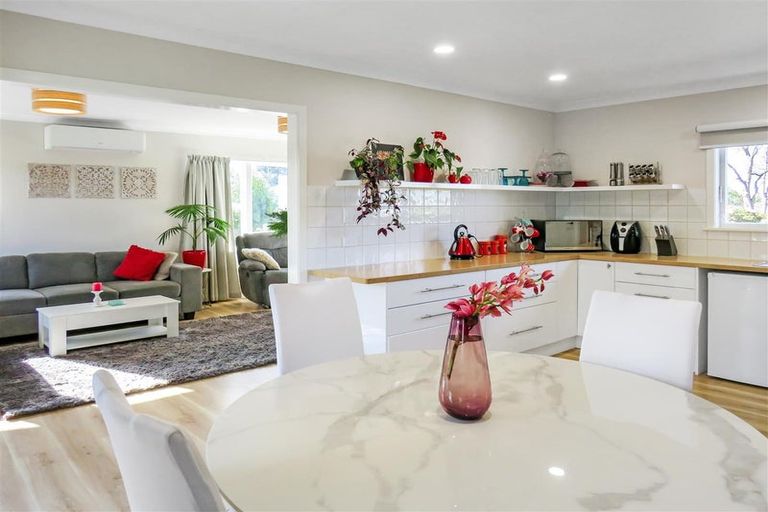 Photo of property in 304 Malfroy Road, Pomare, Rotorua, 3015