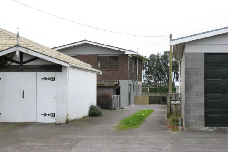 Photo of property in 33a Fitzroy Road, Fitzroy, New Plymouth, 4312