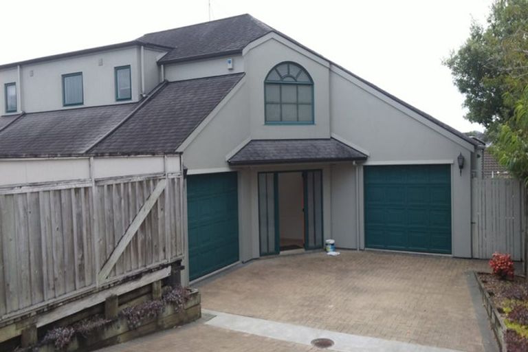 Photo of property in 2/15 Quebec Road, Milford, Auckland, 0620