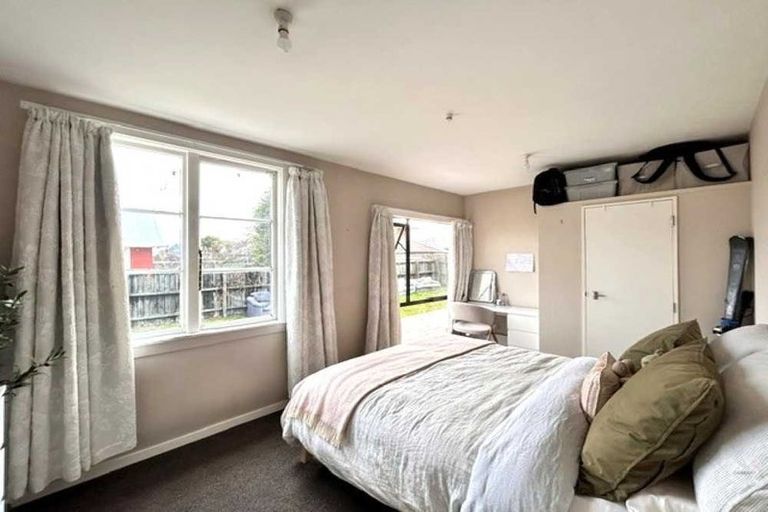 Photo of property in 9 Hillary Crescent, Upper Riccarton, Christchurch, 8041