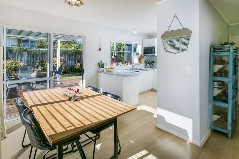 Photo of property in 3/8 Opua Street, Belmont, Auckland, 0622