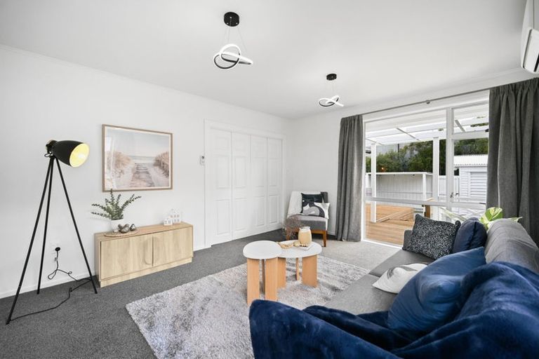Photo of property in 63 Oakfield Crescent, Pukete, Hamilton, 3200