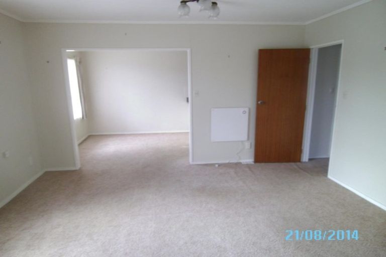 Photo of property in 1 Winiata Place, Otaki, 5512