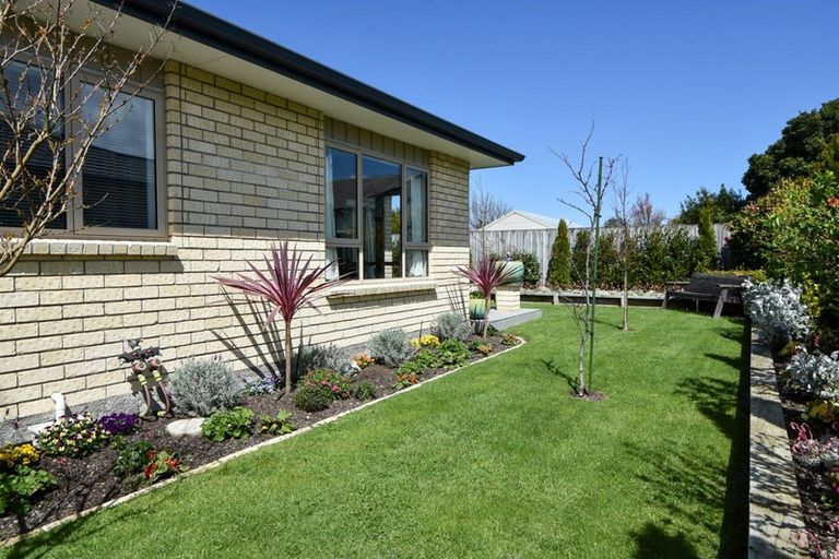 Photo of property in 7c Garrison Street, Carterton, 5713