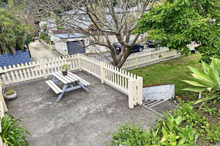Photo of property in 86 Shakespeare Road, Bluff Hill, Napier, 4110