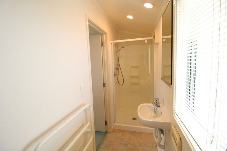 Photo of property in 105 The Tee, Matarangi, Whitianga, 3592