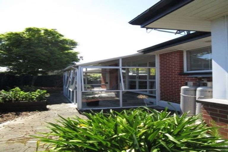 Photo of property in 210 Wairakei Road, Bryndwr, Christchurch, 8053