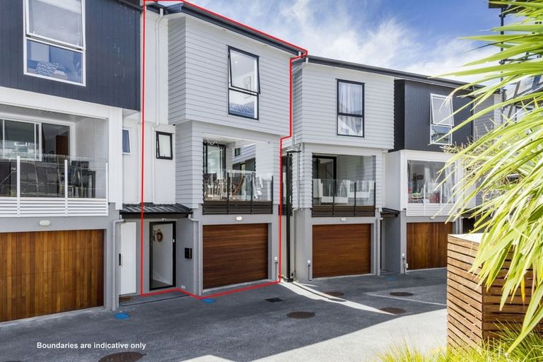 Photo of property in 70 Makamaka Lane, Albany Heights, Auckland, 0632