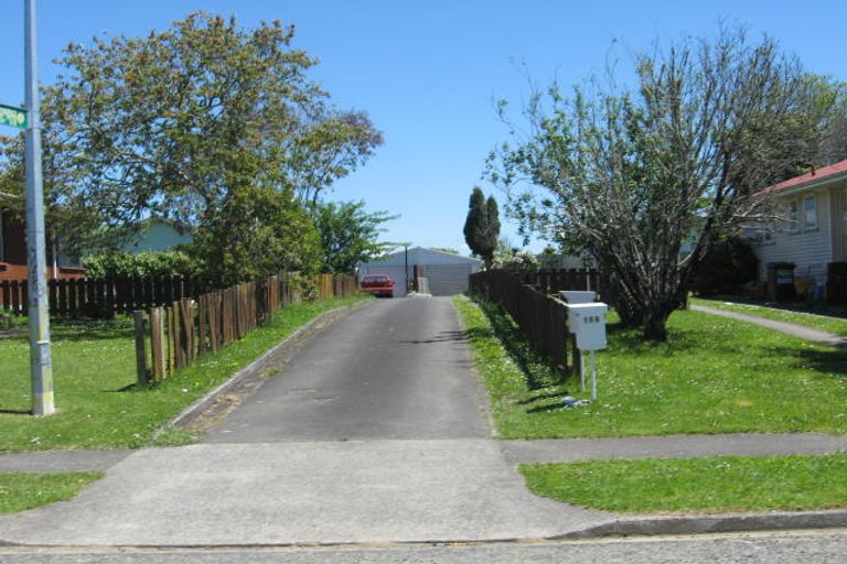 Property details for 156 Pollard Drive, Te Awamutu, 3800