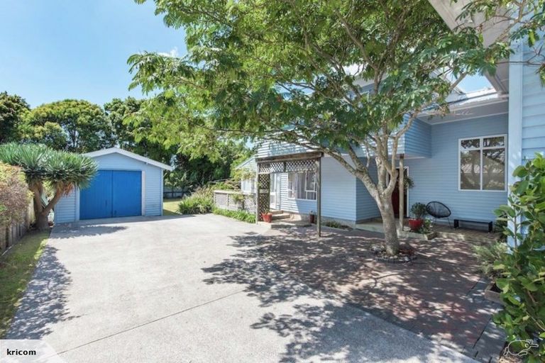 Photo of property in 440b Great South Road, Opaheke, Papakura, 2113