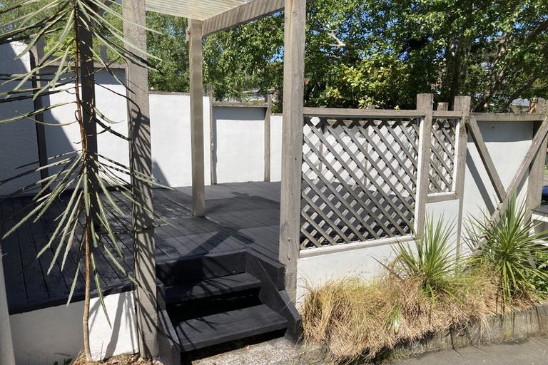 Photo of property in 26a Ranelagh Street, Karori, Wellington, 6012