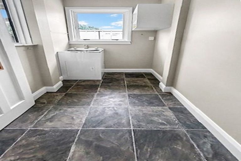 Photo of property in 67 East Street, Feilding, 4702