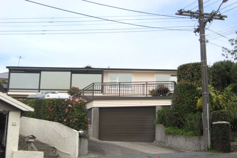 Photo of property in 20 Peace Avenue, Moturoa, New Plymouth, 4310