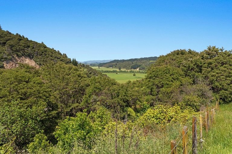 Photo of property in 107 Taneatua Road, Whakatane, 3191