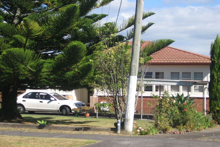 Photo of property in 1/36 Delta Avenue, New Lynn, Auckland, 0600