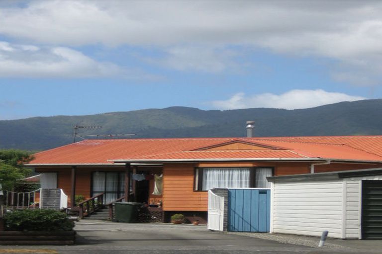 Photo of property in 7 Tulsa Grove, Totara Park, Upper Hutt, 5018