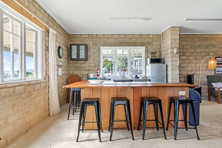 Photo of property in 225 Turkey Flat Road, Te Kopuru, 0391