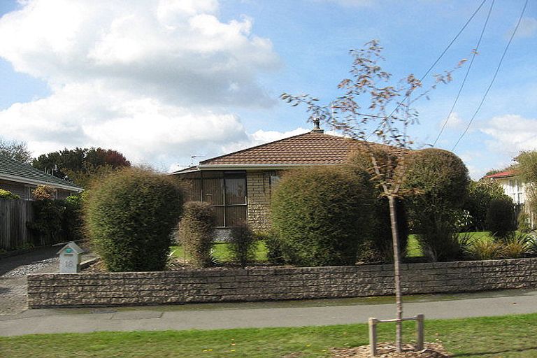 Photo of property in 18 Hounslow Street, Ilam, Christchurch, 8041