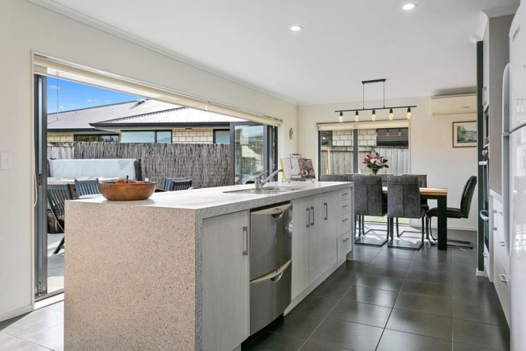 Photo of property in 9 Honiss Place, Cambridge, 3434