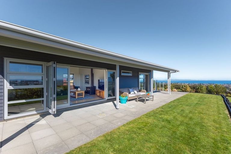 Photo of property in 5 Ocean Vista Lane, Paraparaumu, 5032