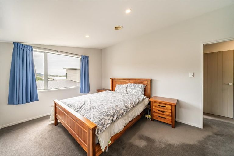 Photo of property in 7 Halewood Grove, Churton Park, Wellington, 6037