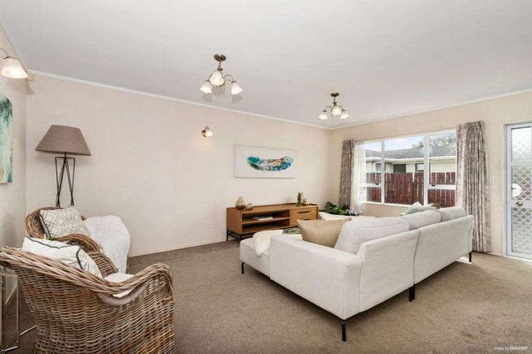 Photo of property in 1/106 Edinburgh Street, Pukekohe, 2120