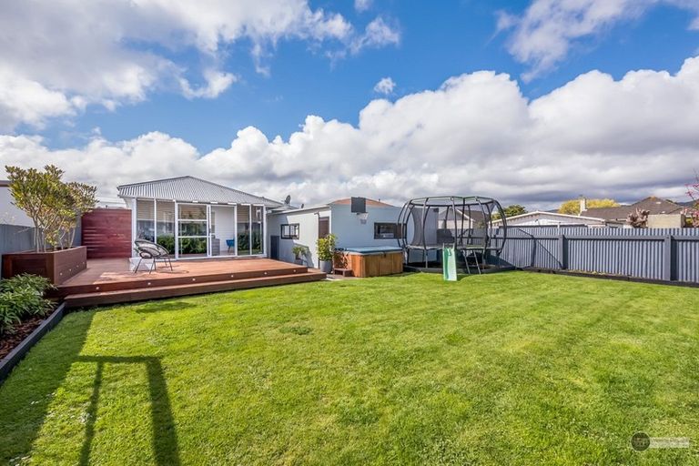 Photo of property in 17 Ropata Crescent, Boulcott, Lower Hutt, 5010